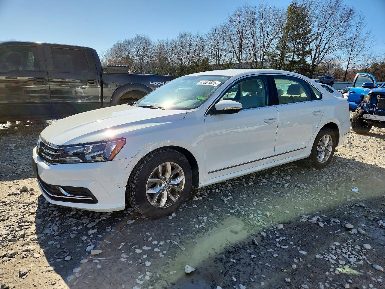 2017 VOLKSWAGEN PASSAT