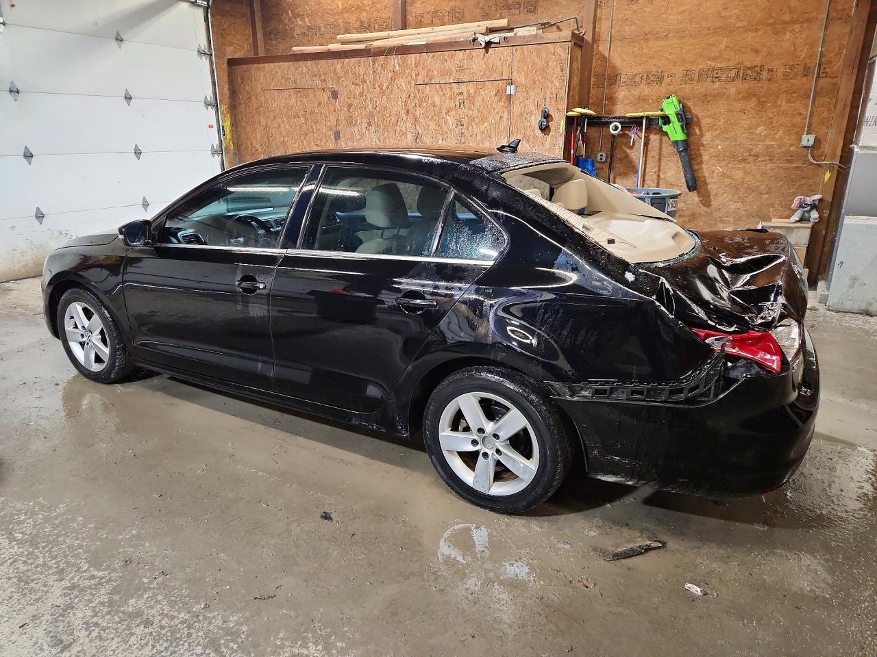 2013 VOLKSWAGEN JETTA TDI photo 3