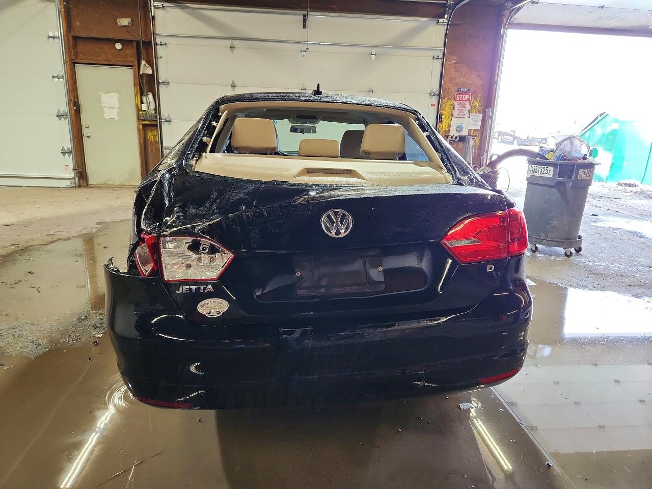2013 VOLKSWAGEN JETTA TDI photo 11
