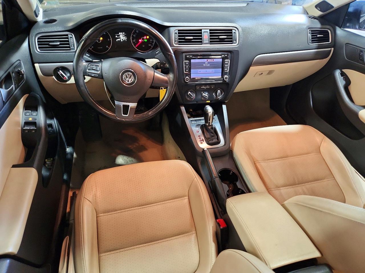 2013 VOLKSWAGEN JETTA TDI photo 15