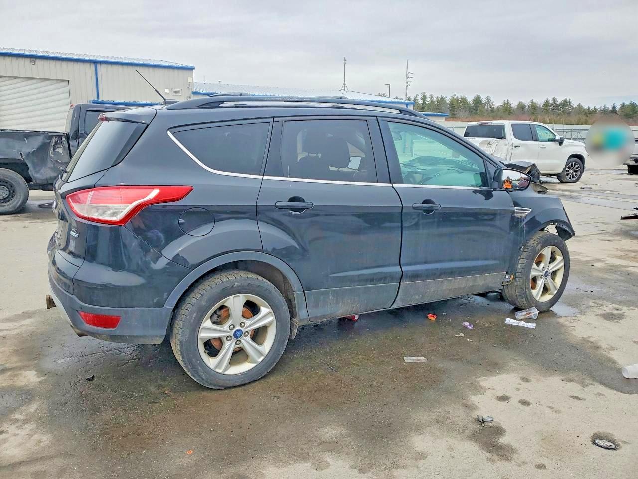 2014 FORD ESCAPE photo 5