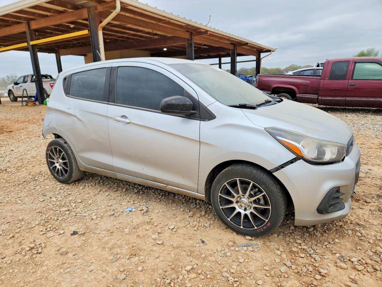 2017 CHEVROLET SPARK LS photo 4