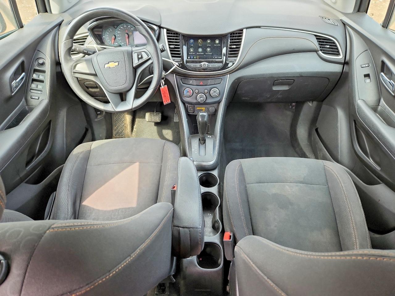 2018 CHEVROLET TRAX LS photo 8