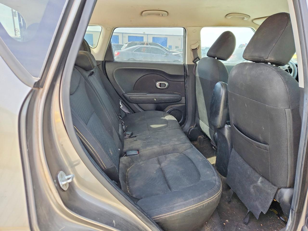 2016 KIA SOUL + photo 28
