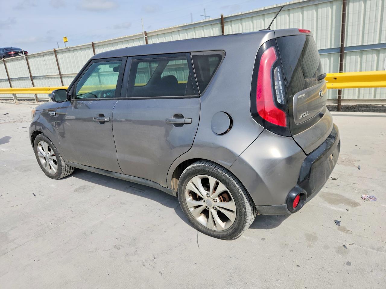 2016 KIA SOUL + photo 4