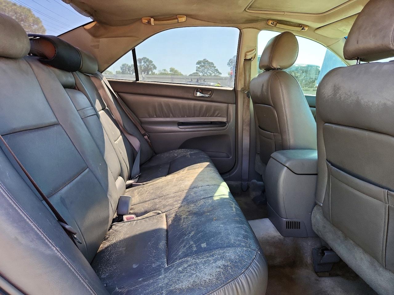 2005 TOYOTA CAMRY LE photo 37