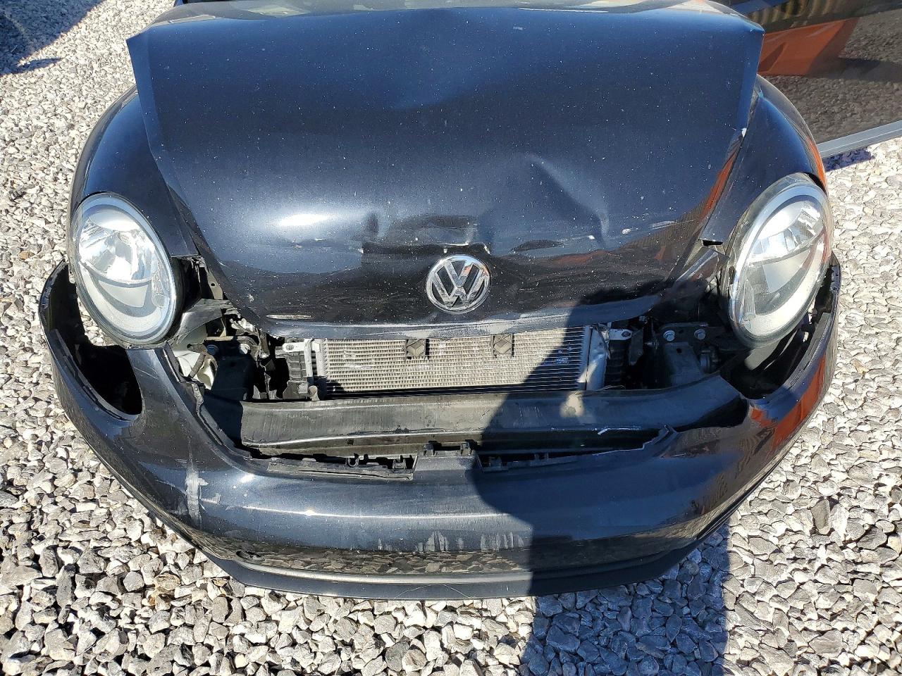 2017 VOLKSWAGEN BEETLE 1.8T photo 31