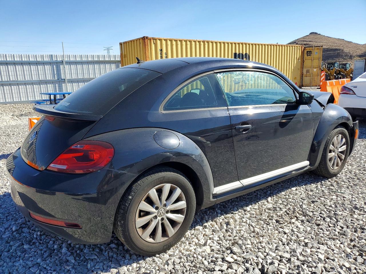 2017 VOLKSWAGEN BEETLE 1.8T photo 7