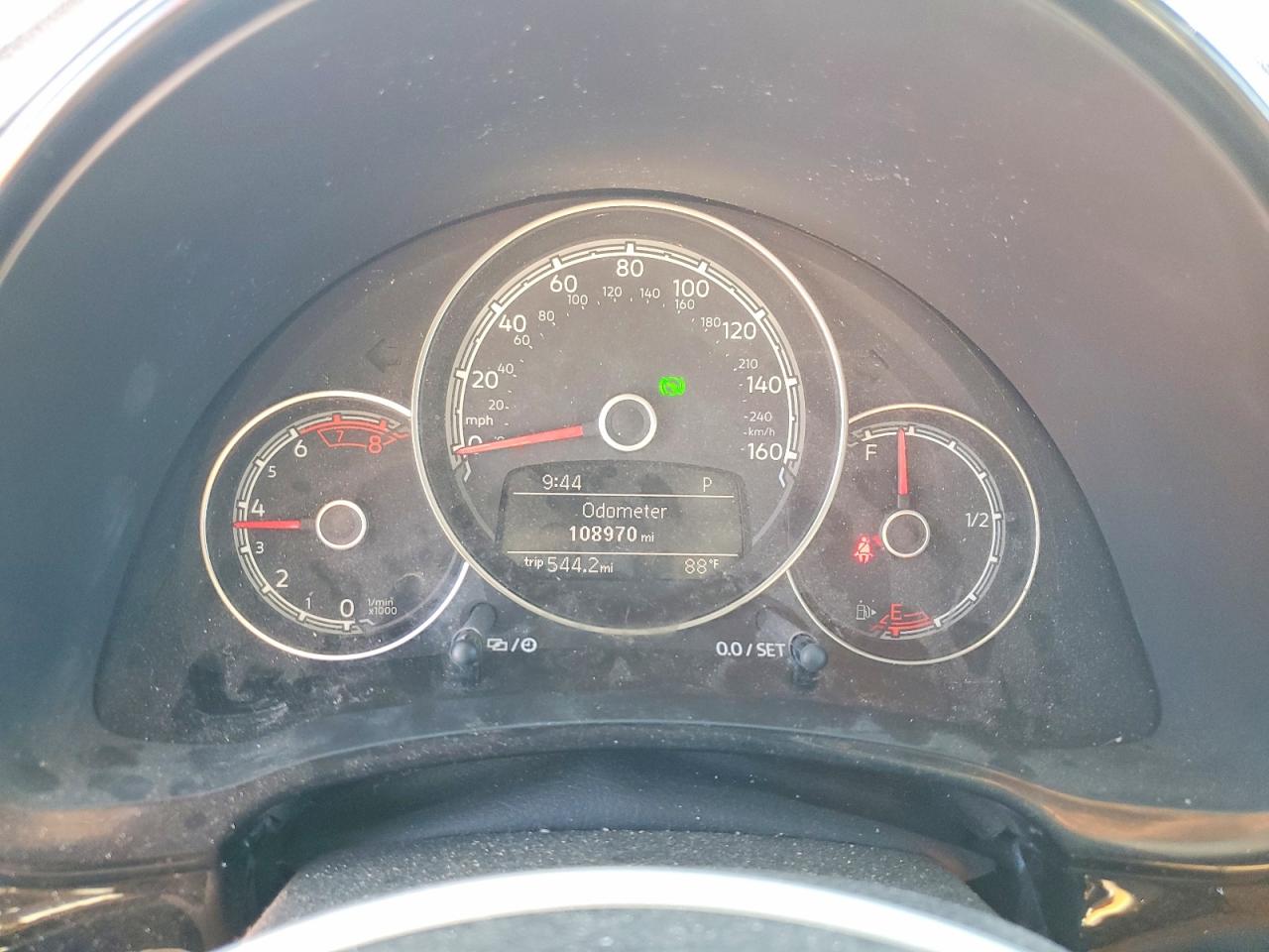 2017 VOLKSWAGEN BEETLE 1.8T photo 25