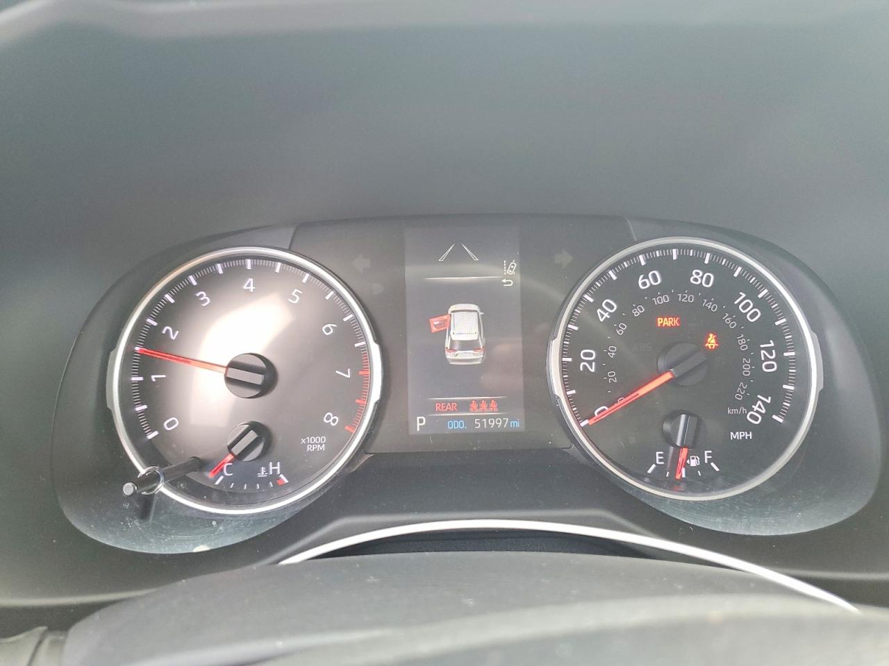 2021 TOYOTA RAV4 LE photo 9
