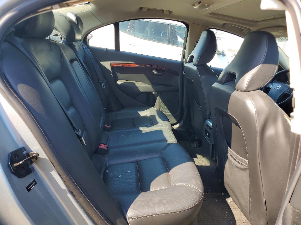 2007 VOLVO S80 V8 photo 10
