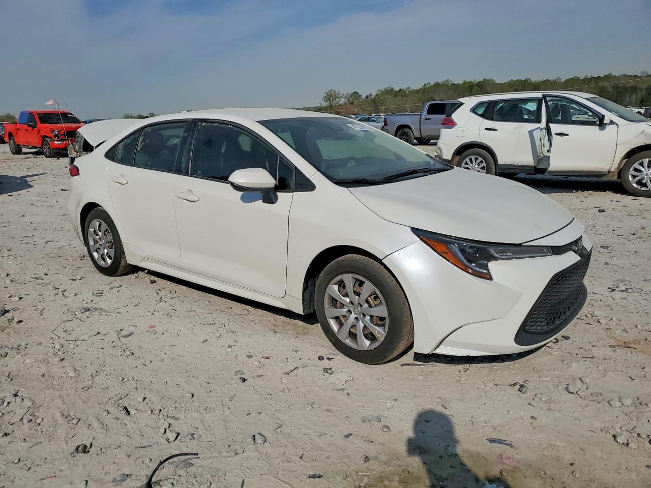 2020 TOYOTA COROLLA LE photo 4