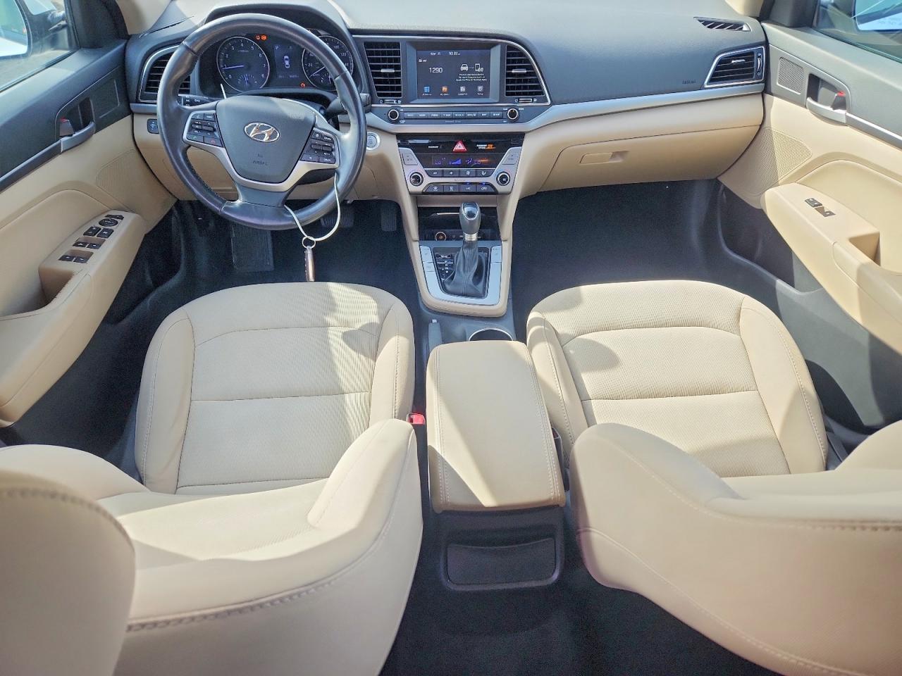 2017 HYUNDAI ELANTRA VALUE EDITION photo 8