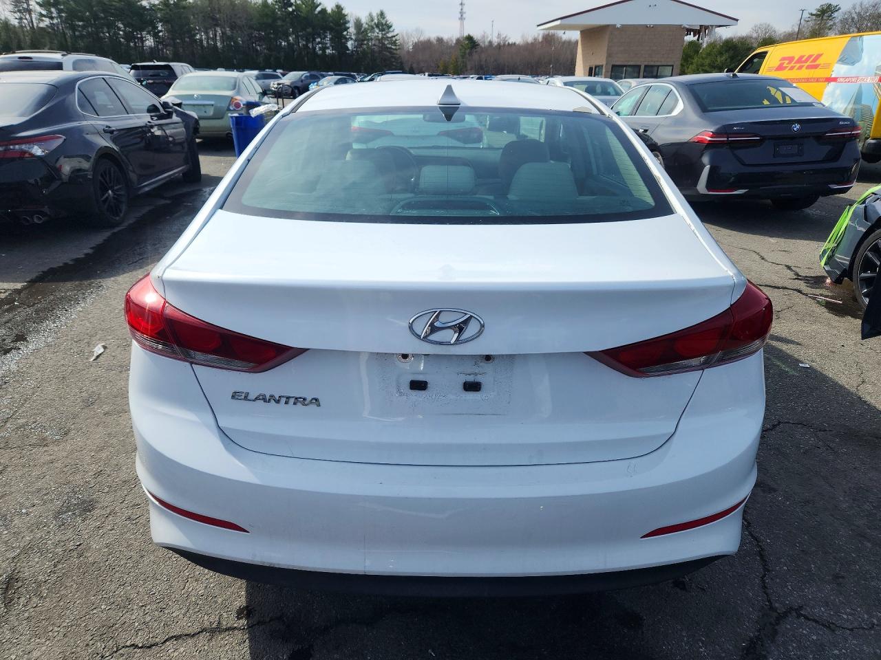 2017 HYUNDAI ELANTRA VALUE EDITION photo 6
