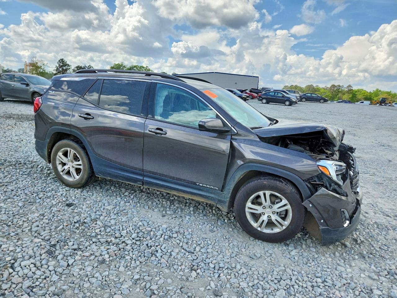 2019 GMC TERRAIN SLE photo 4
