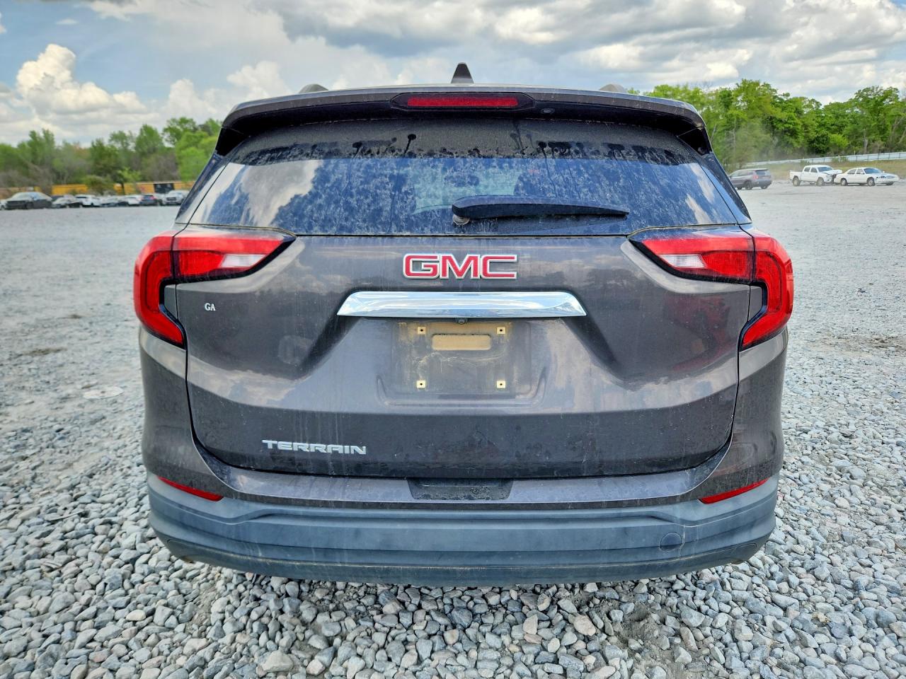 2019 GMC TERRAIN SLE photo 6