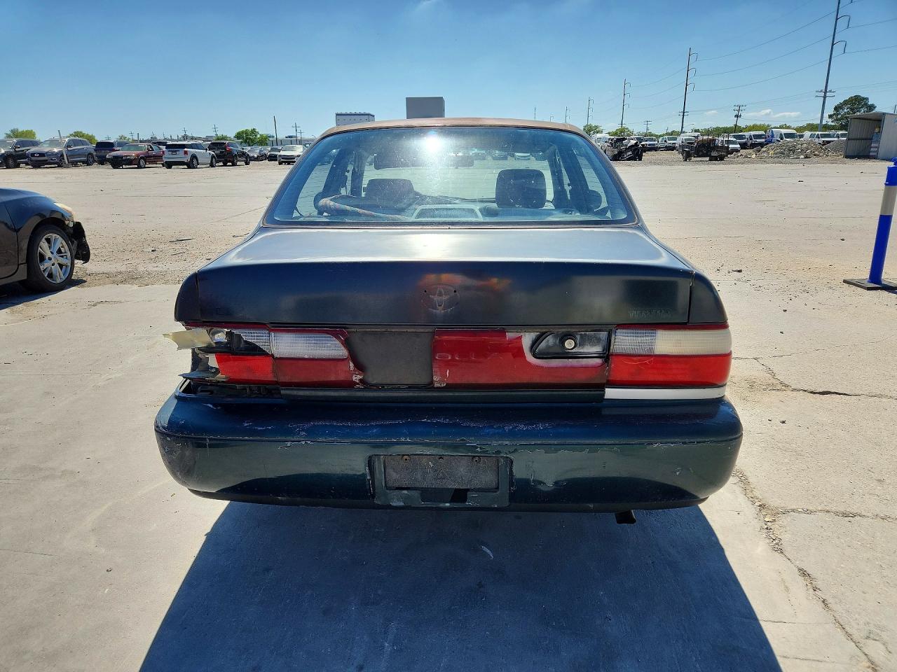 1996 TOYOTA COROLLA DX photo 11