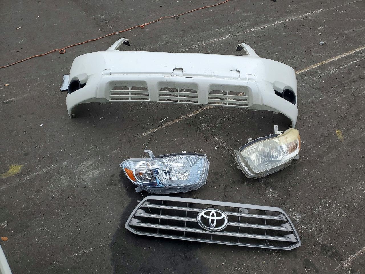 2009 TOYOTA HIGHLANDER BASE photo 37