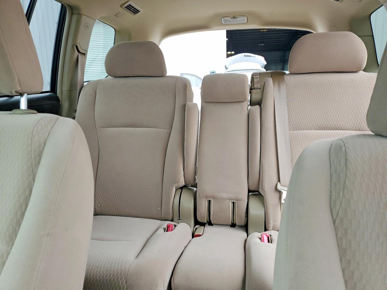 2009 TOYOTA HIGHLANDER BASE photo 28