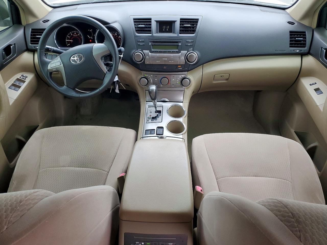 2009 TOYOTA HIGHLANDER BASE photo 22