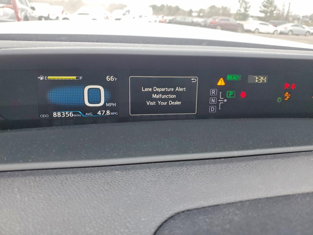 2017 TOYOTA PRIUS TWO photo 9