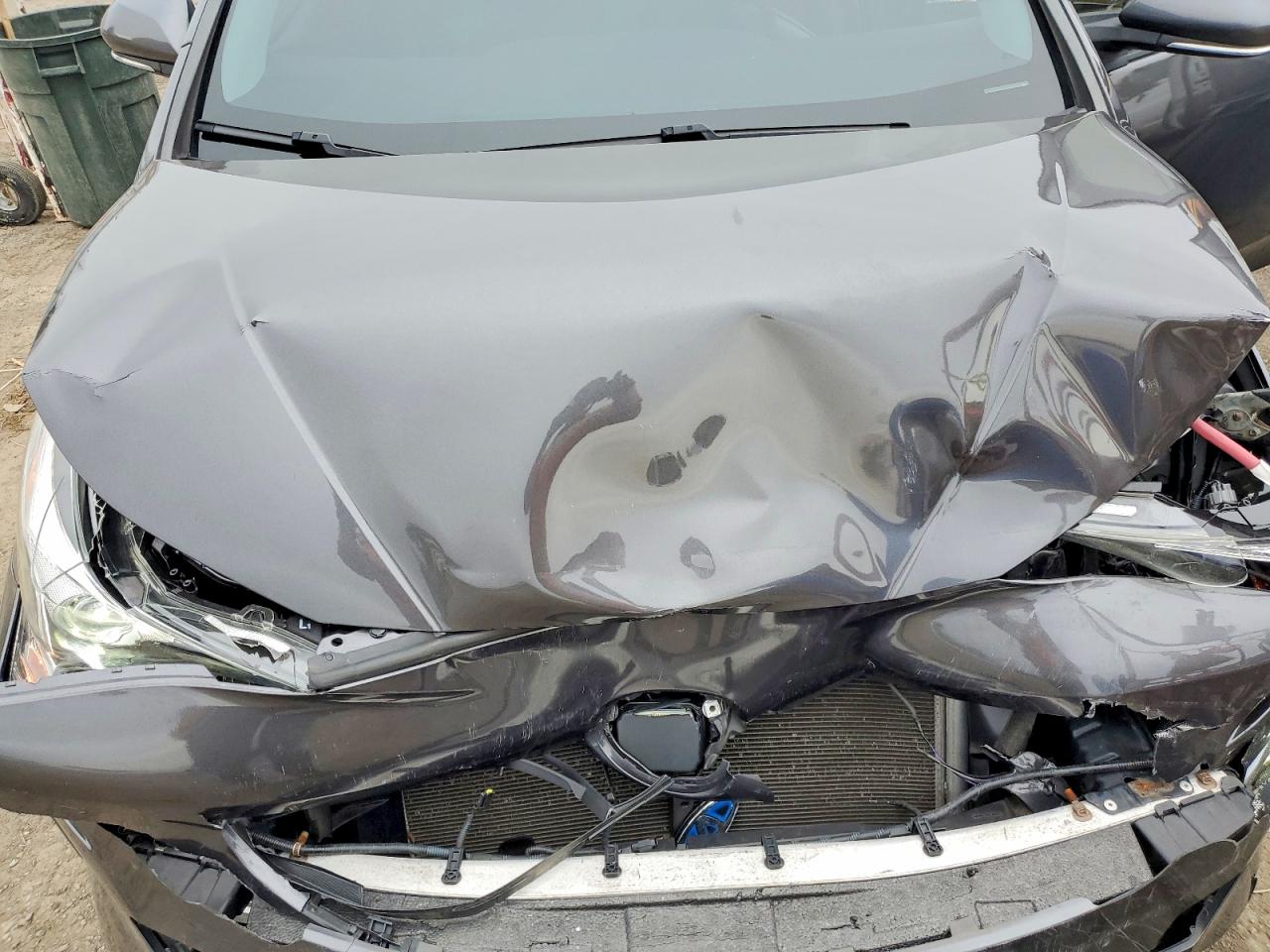 2017 TOYOTA PRIUS TWO photo 11