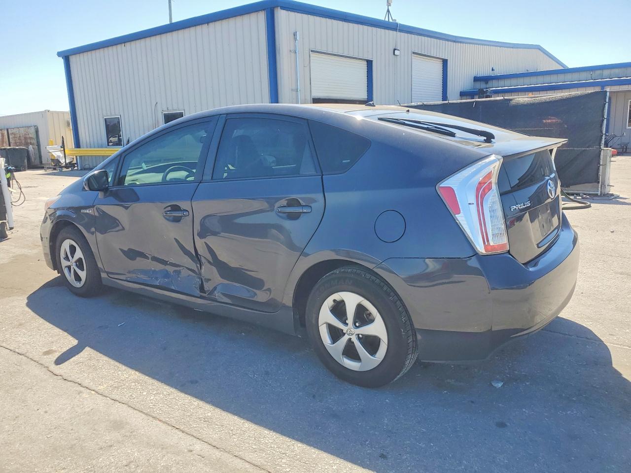 2012 TOYOTA PRIUS TWO photo 3