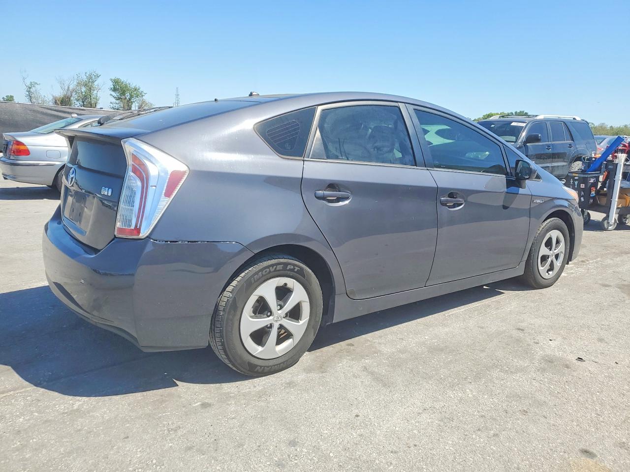 2012 TOYOTA PRIUS TWO photo 5