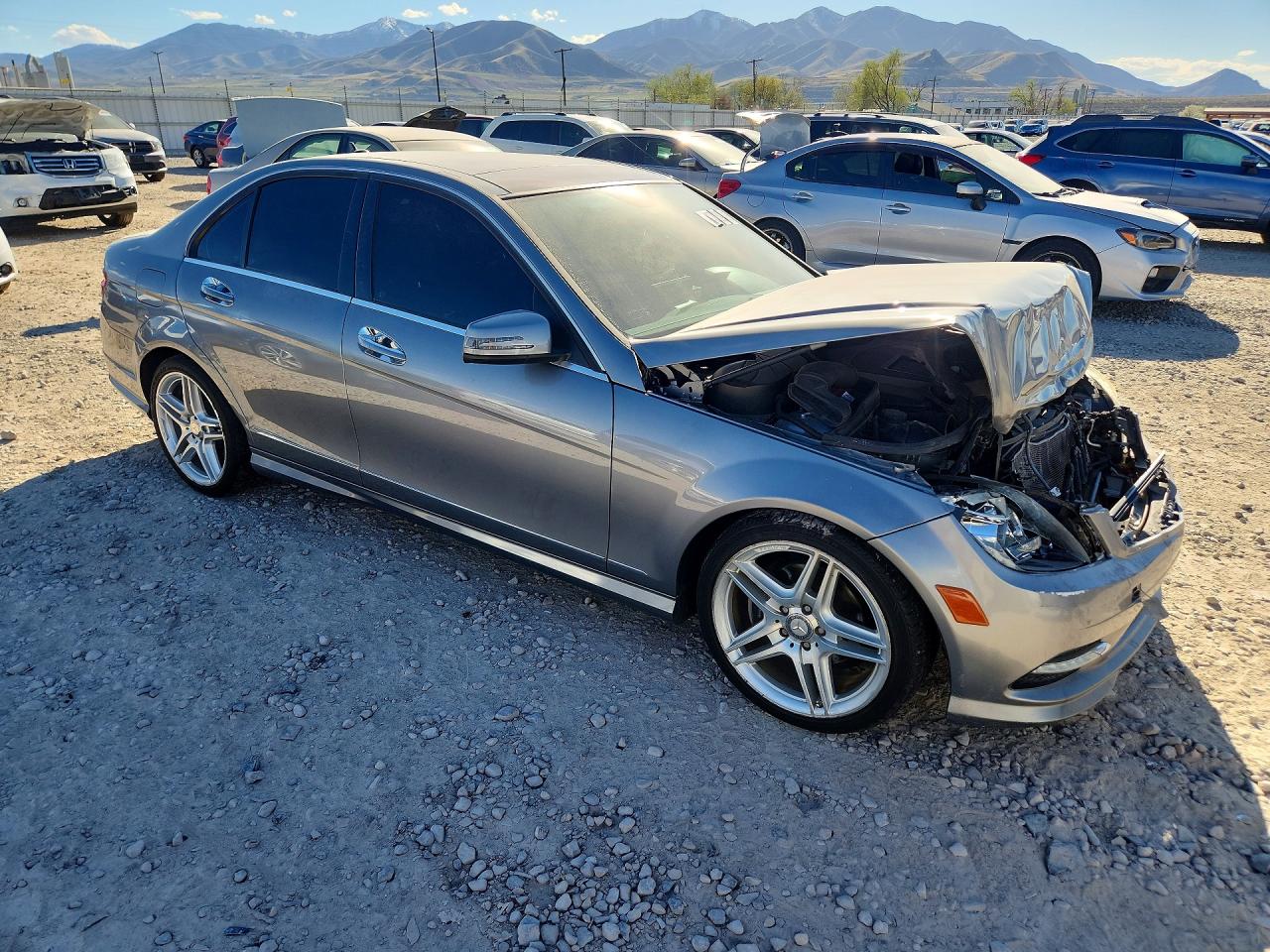 2011 MERCEDES-BENZ C 300 photo 4