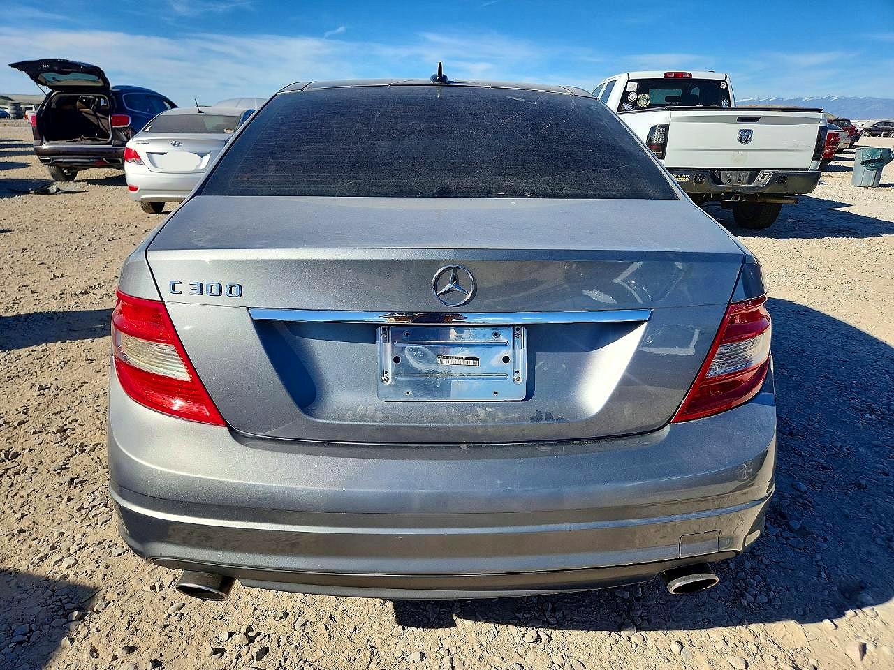 2011 MERCEDES-BENZ C 300 photo 6