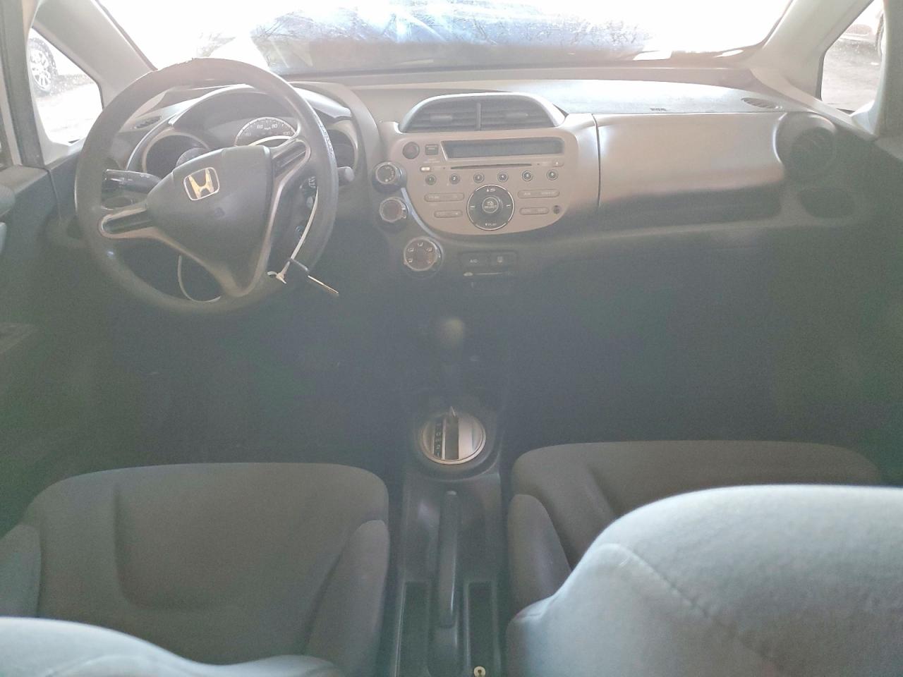 2009 HONDA FIT photo 8