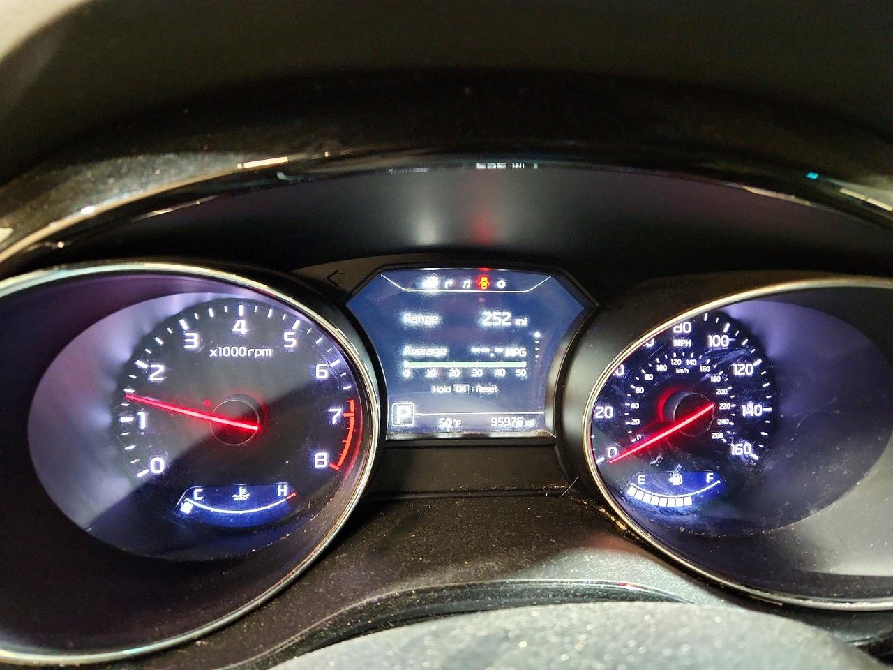 2016 KIA SEDONA SX photo 17