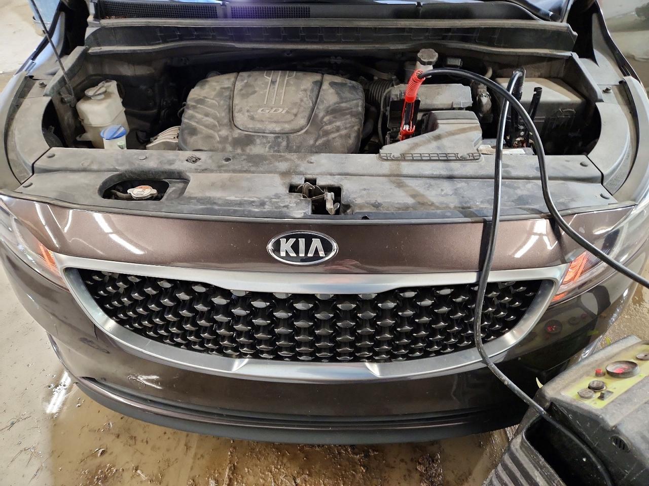 2016 KIA SEDONA SX photo 23