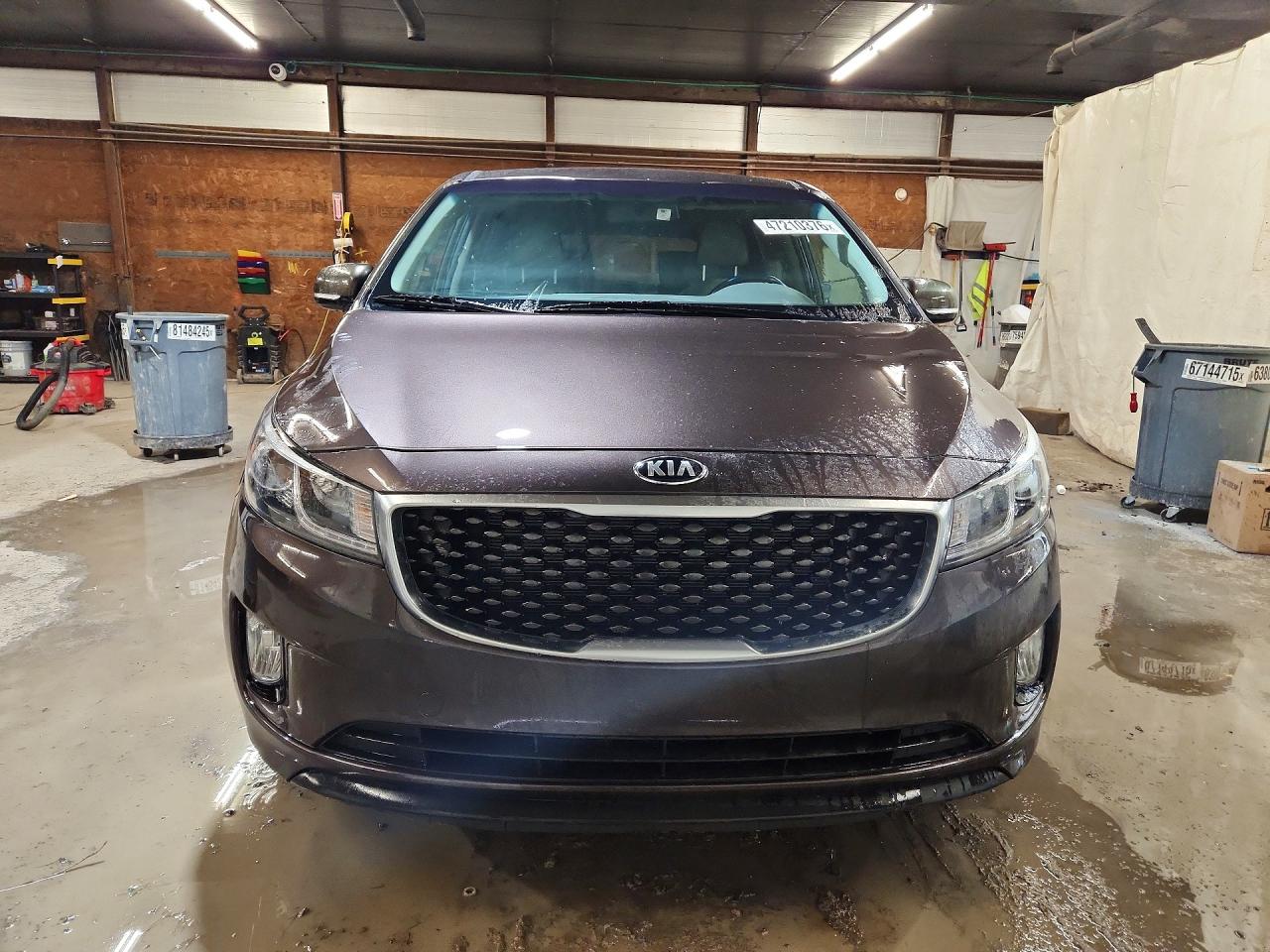2016 KIA SEDONA SX photo 9