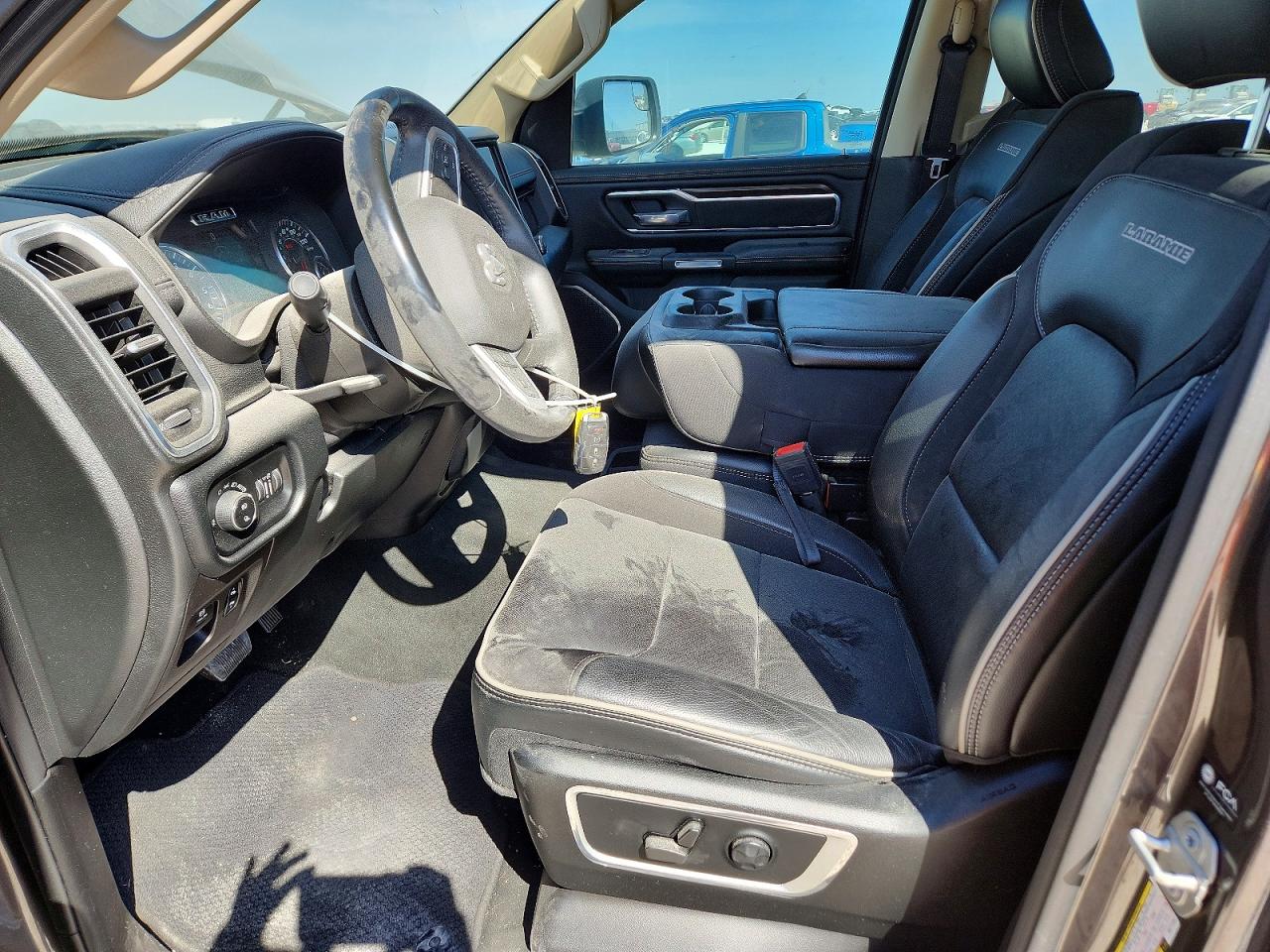 2021 RAM 1500 LARAMIE photo 7