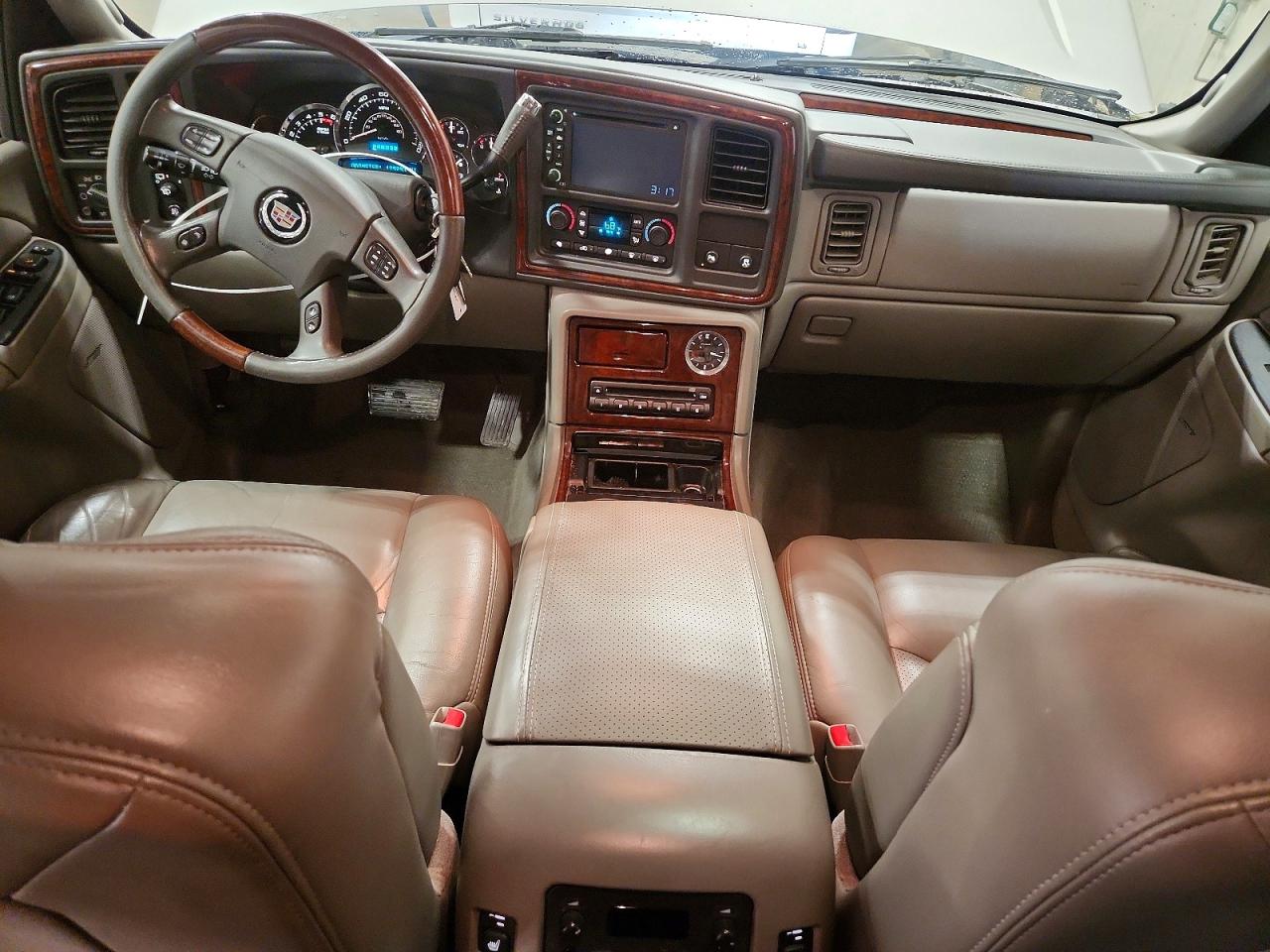 2005 CADILLAC ESCALADE LUXURY photo 15