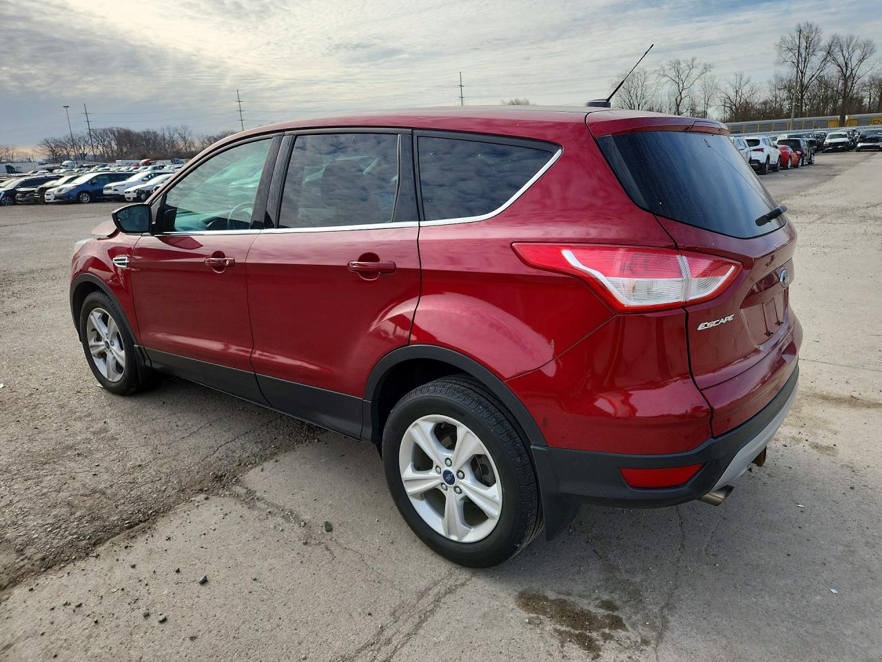 2016 FORD ESCAPE SE photo 4