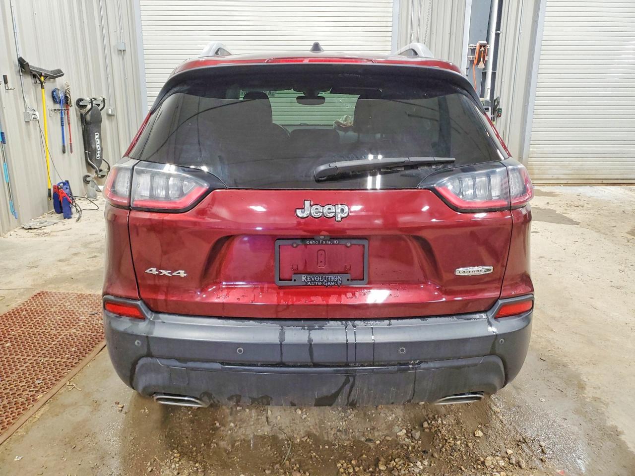 2019 JEEP CHEROKEE photo 16