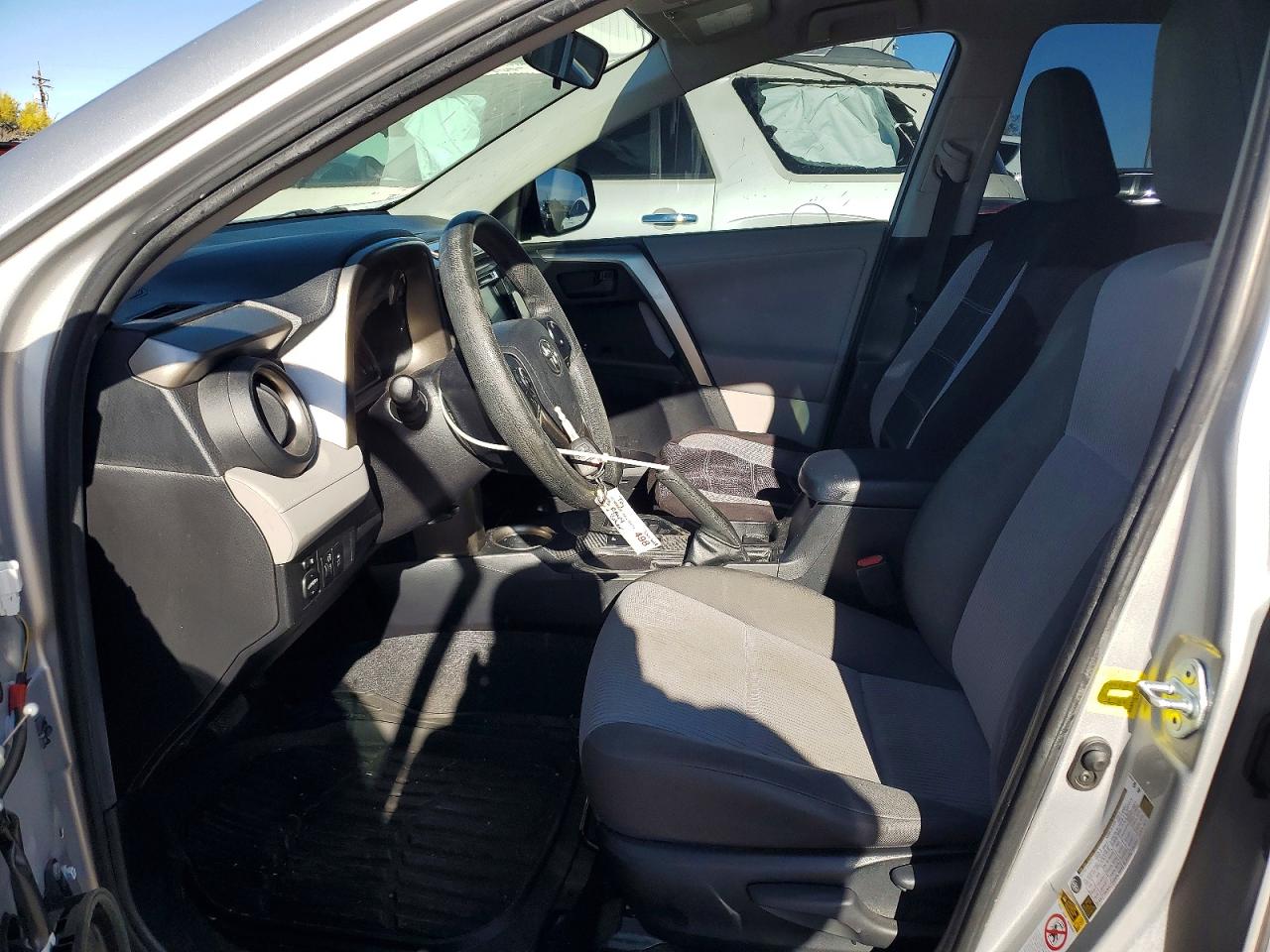 2013 TOYOTA RAV4 LE photo 19