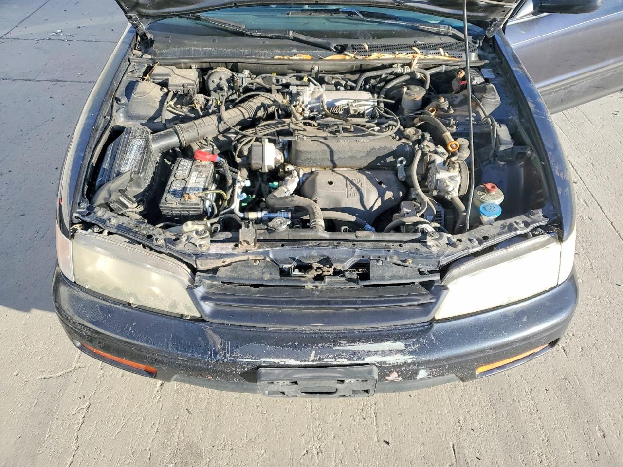 1994 HONDA ACCORD LX photo 21