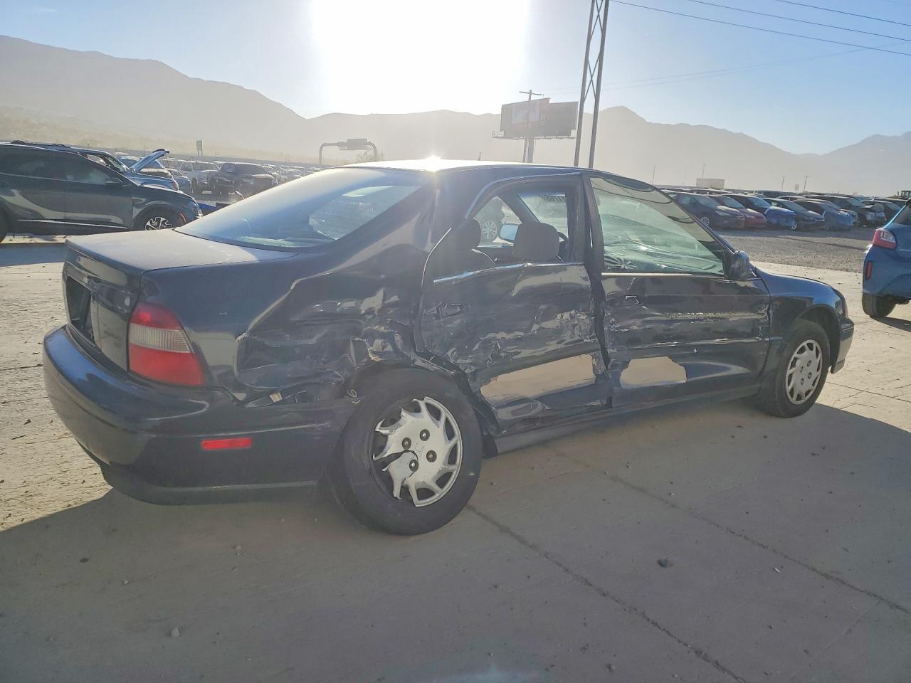 1994 HONDA ACCORD LX photo 5
