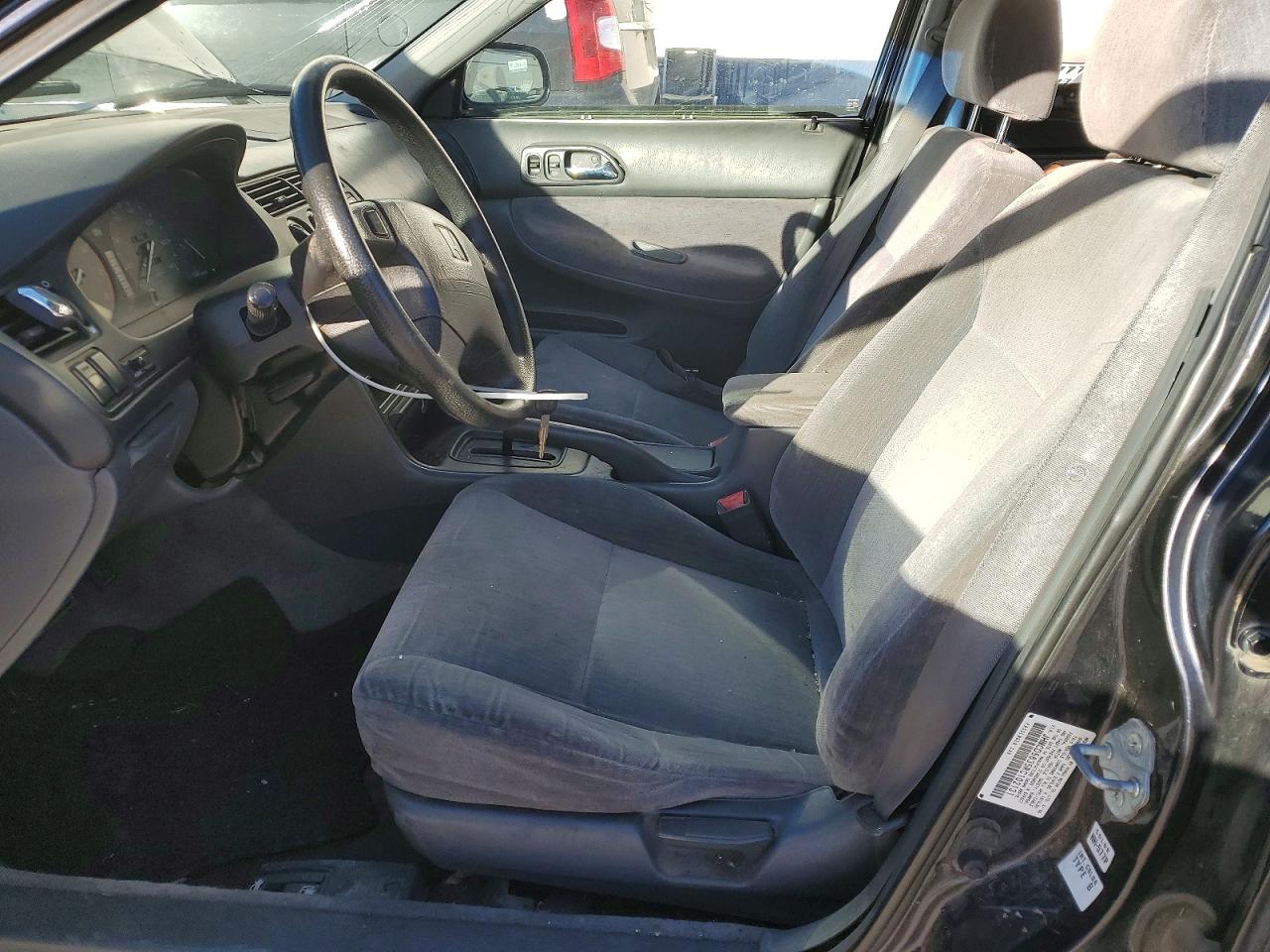 1994 HONDA ACCORD LX photo 13