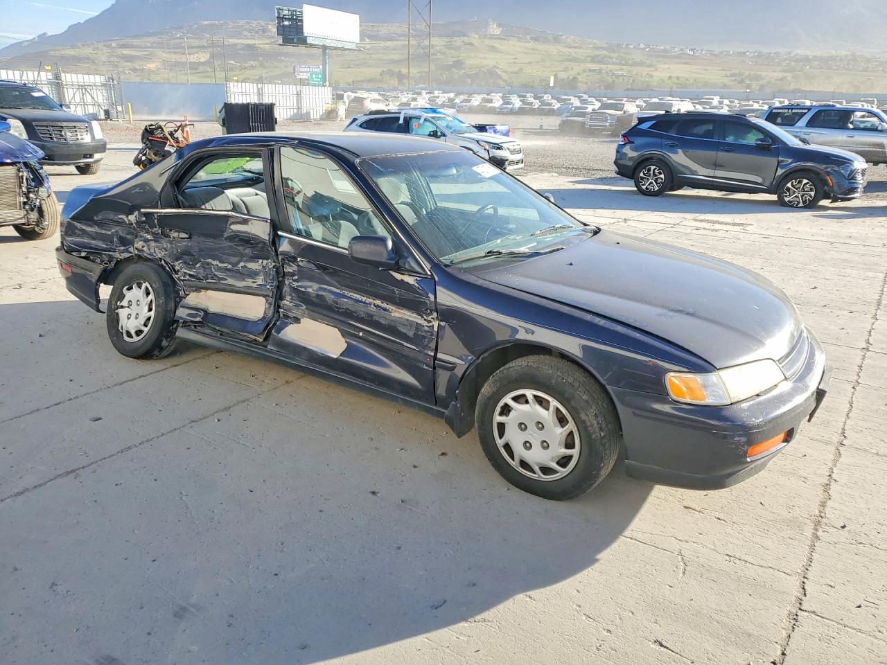 1994 HONDA ACCORD LX photo 7