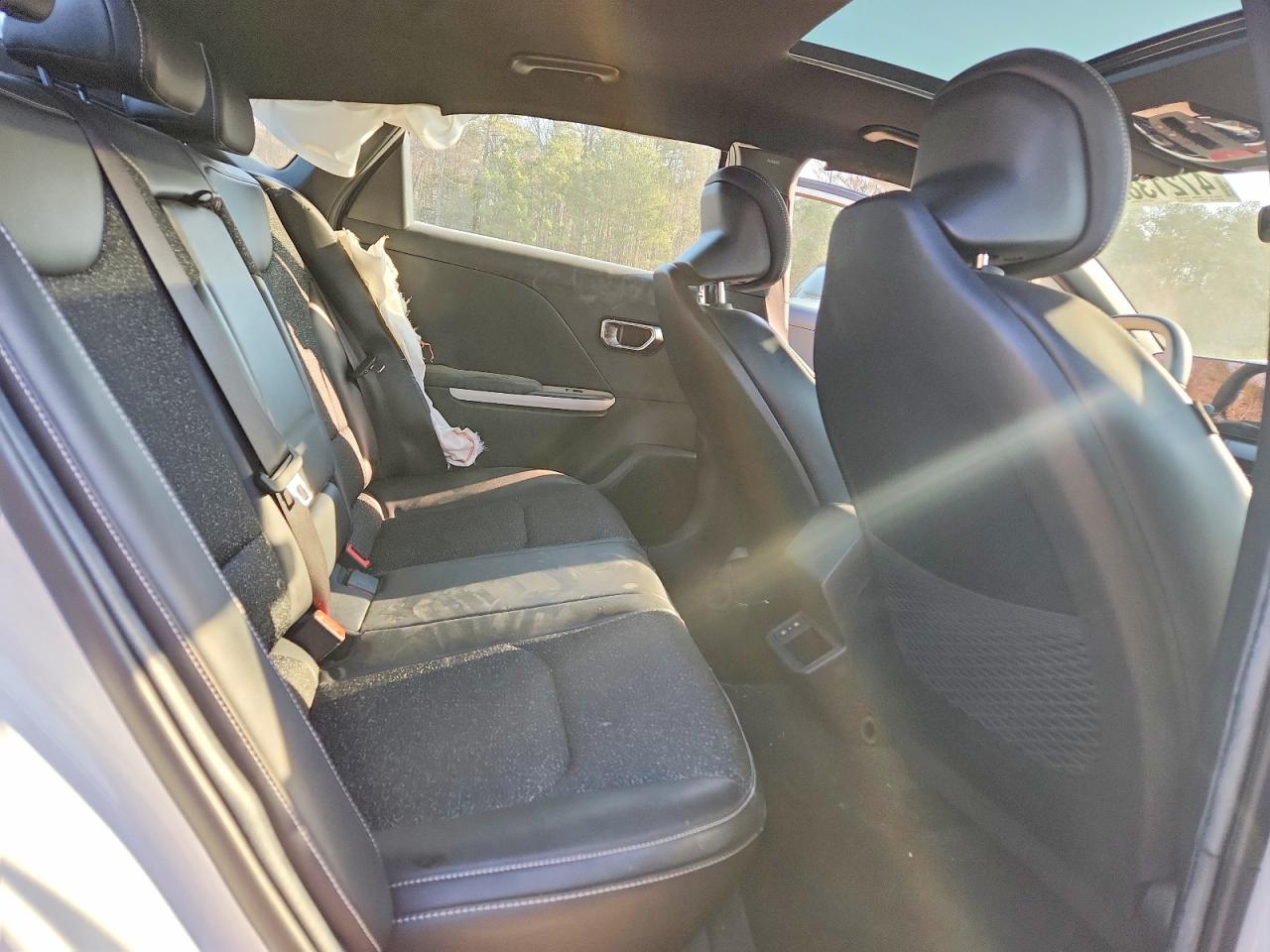 2025 KIA K4 GT-LINE photo 19