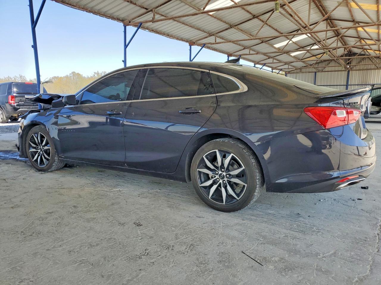 2023 CHEVROLET MALIBU RS photo 3