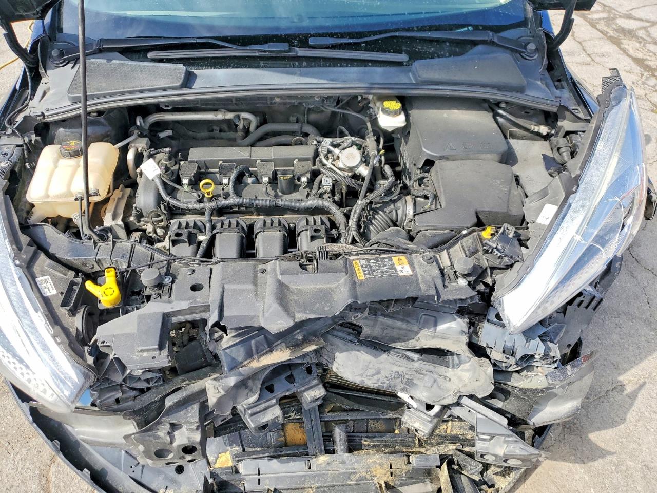 2017 FORD FOCUS SE photo 21