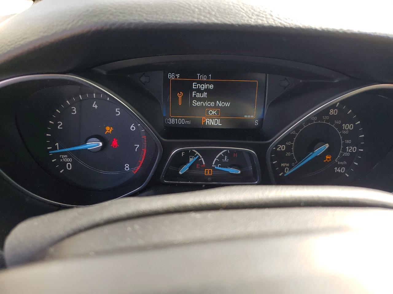 2017 FORD FOCUS SE photo 17