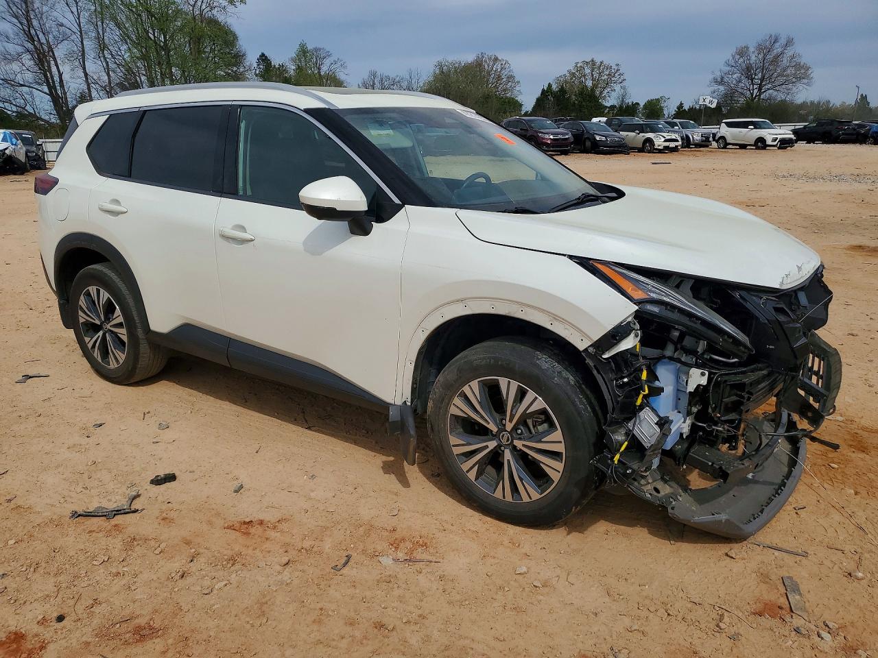 2021 NISSAN ROGUE SV photo 4