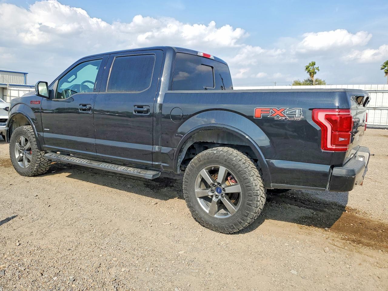 2015 FORD F150 SUPERCREW photo 3