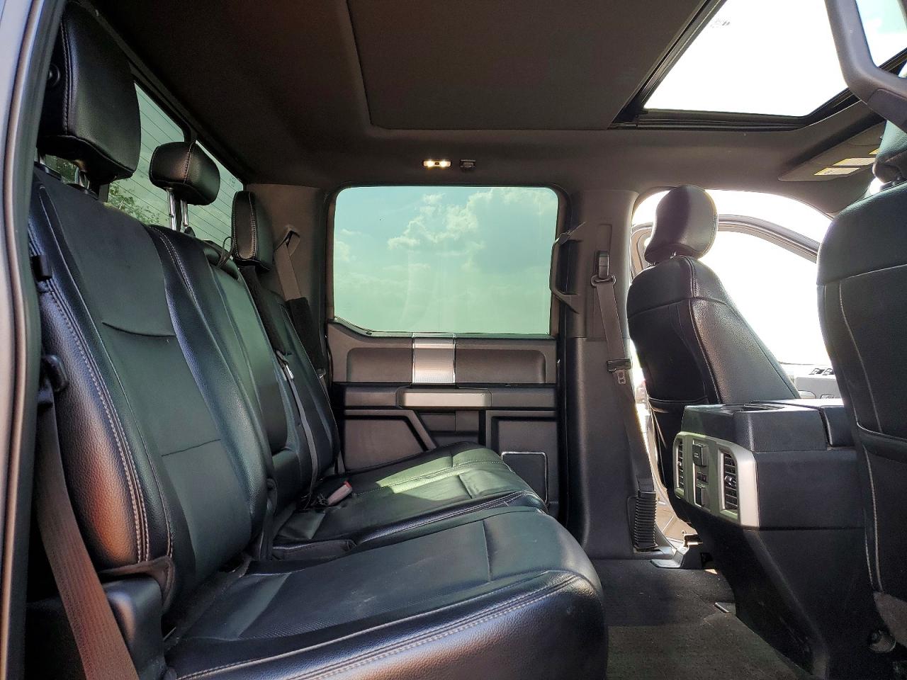 2015 FORD F150 SUPERCREW photo 19